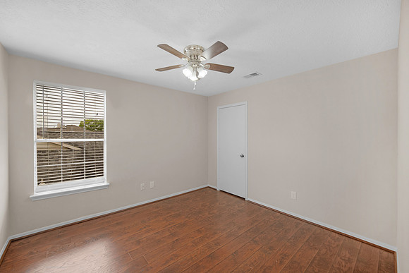 13535 San Martin Ln x curtains-8