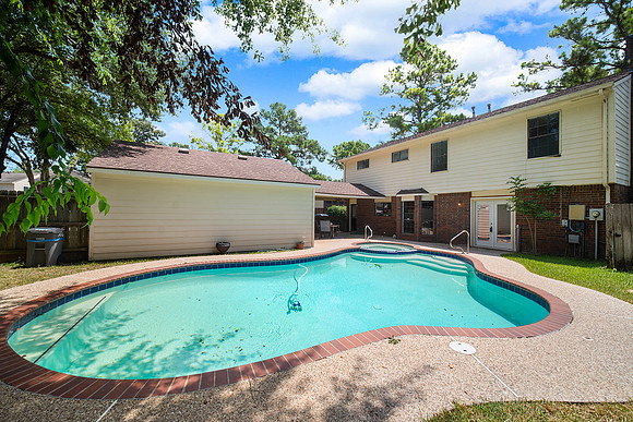 8011 Pinyon Creek Ct-38