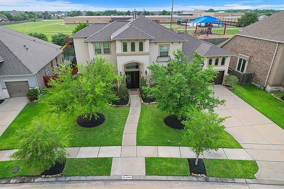 16901 W Caramel Apple-48