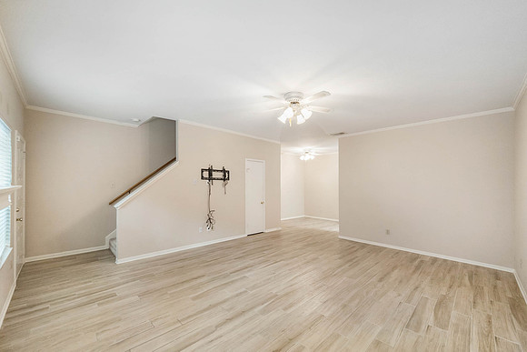 9800 Pagewood 3006-7