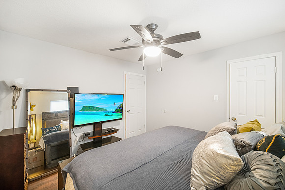 15315 Maple Meadows Dr-25