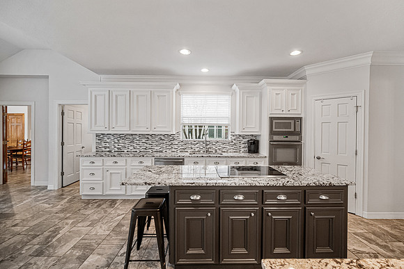 18102 Hampton Oak-144