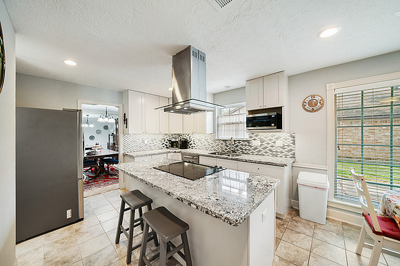 14002 Briar pl-8