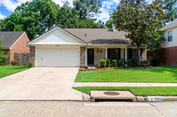 8915 Village Hill Green-1