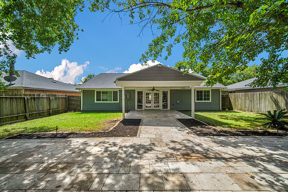 10306 Pear Oak Dr-24
