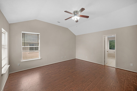 13535 San Martin Ln x curtains-12