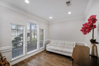 18102 Hampton Oak-136