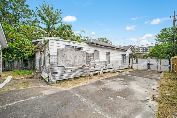 1119 Asbury St-5