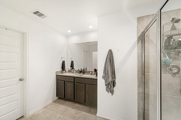 1046 Appaloosa Lane-24