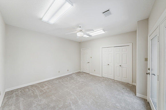 32236 Watersmeet Dr-36