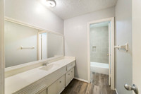 4647 Deer Point dr-18