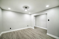2919 W Greens Rd-6