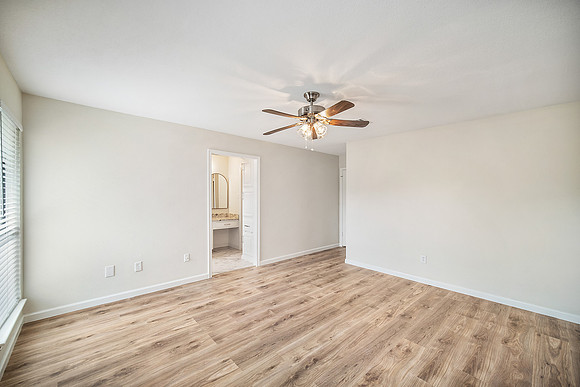 1718 Hilton Head Dr-28