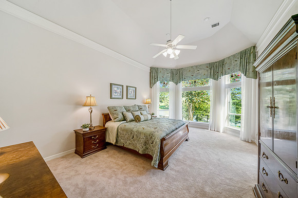 32236 Watersmeet Dr-25