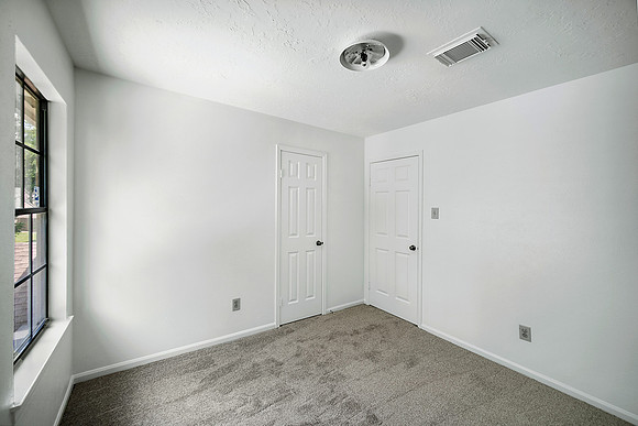 8011 Pinyon Creek Ct-23