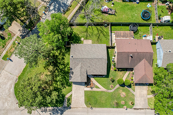 17403 Wild Willow Ln-33