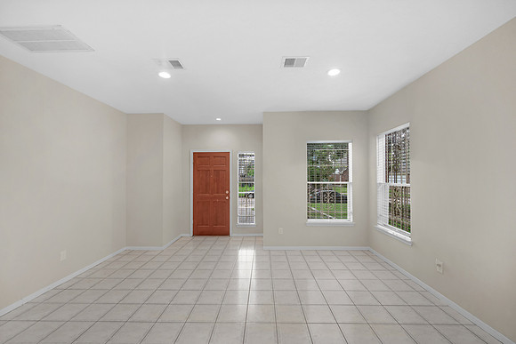 13535 San Martin Ln x curtains-1