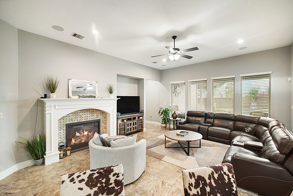 16901 W Caramel Apple-12