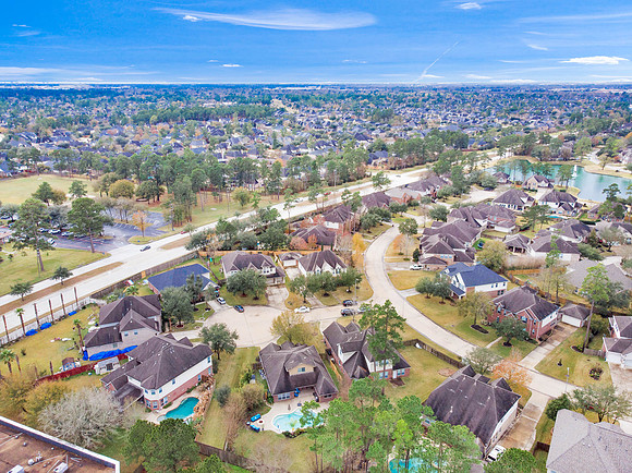 14110 Amber Hollow Court-44