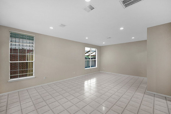 13535 San Martin Ln x curtains-2