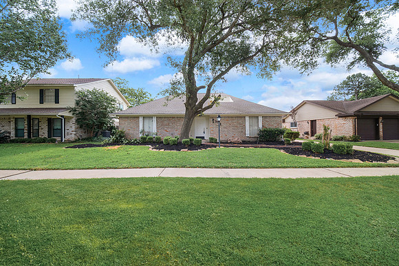 1718 Hilton Head Dr-1
